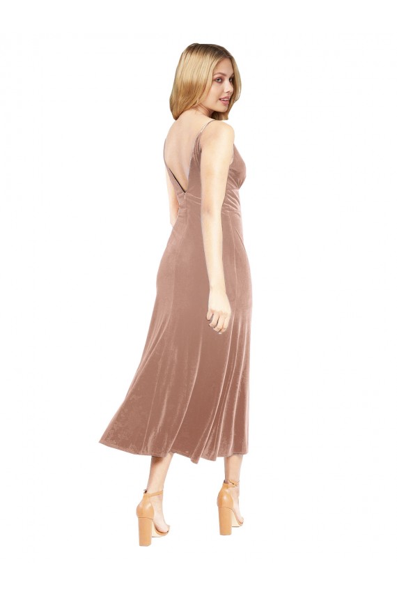 Rosa línea A Cuello en V Midi Terciopelo Elástico Corto Vestidos de dama de honor / Vestidos de fiesta / Vestidos de cóctel